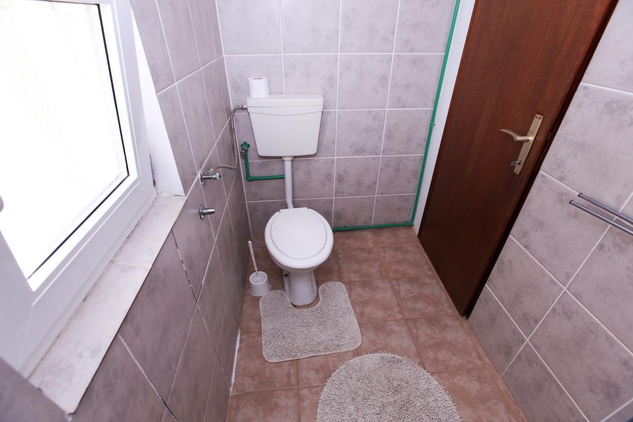 Robinson Dora Apartman Putniković Kültér fotó